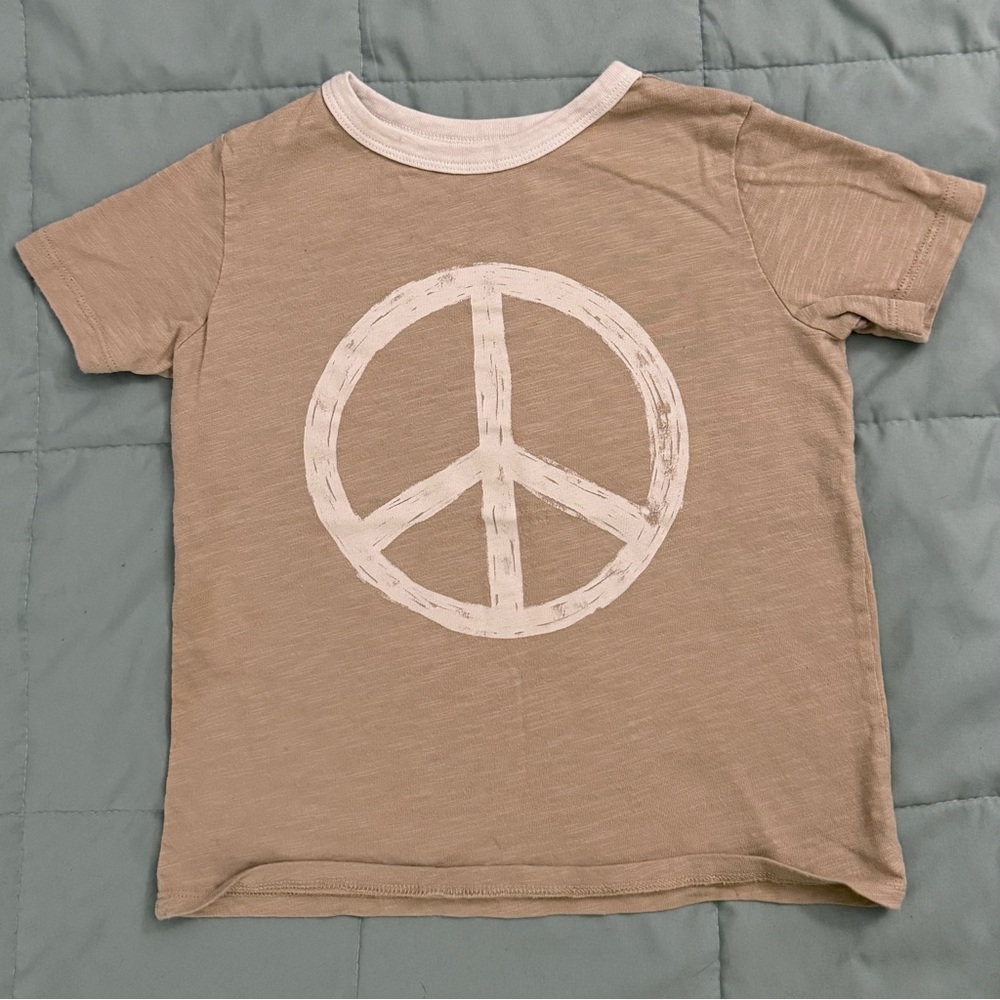 Tan Peace Sign Short Sleeve Tee